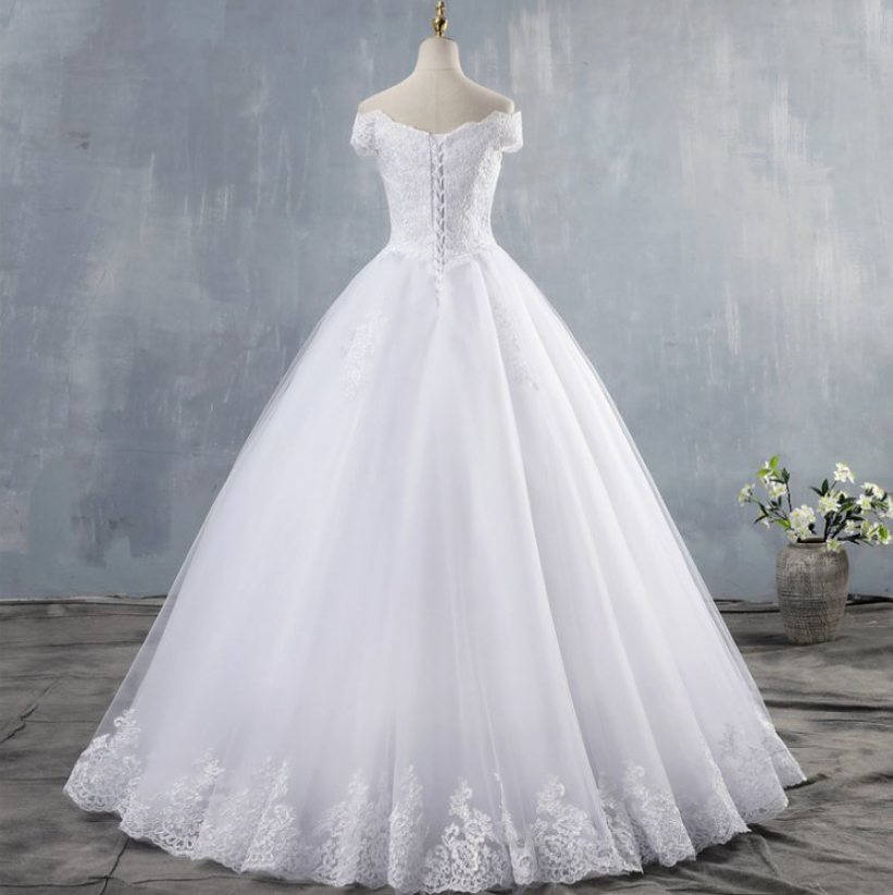 Off Shoulder Sweetheart Lace Appliques A-Line Wedding Dresses Bridal Gowns